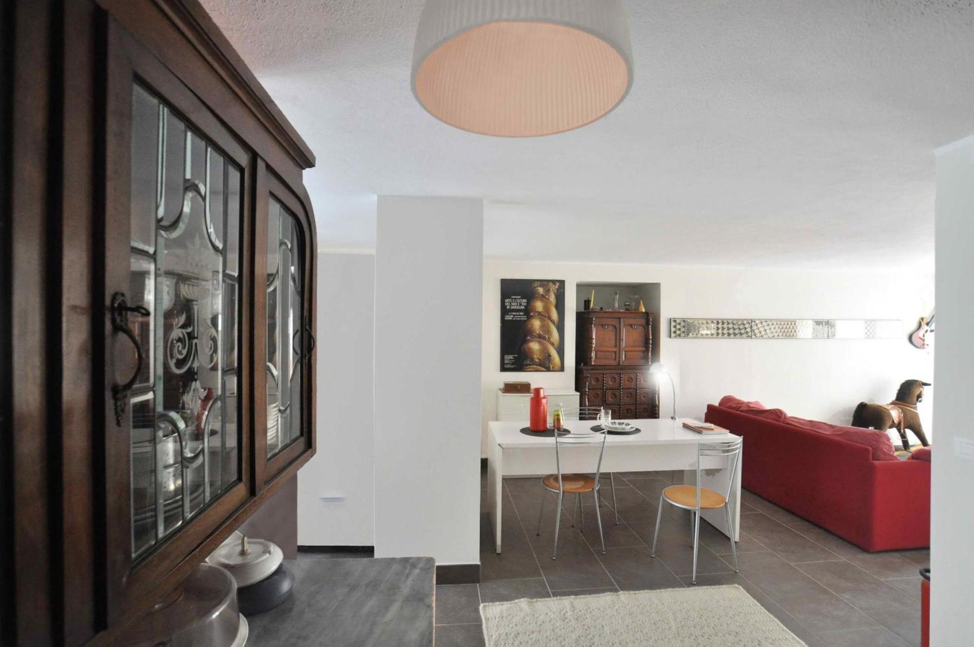 Bed and Breakfast Art House Quartu - Margine Rosso Quartu SantʼElena Pokoj fotografie