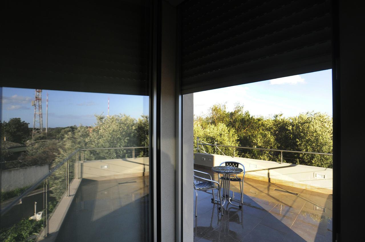 Bed and Breakfast Art House Quartu - Margine Rosso Quartu SantʼElena Exteriér fotografie